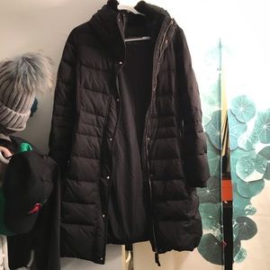 Zara - black puffer 3/4 jacket - great for winter